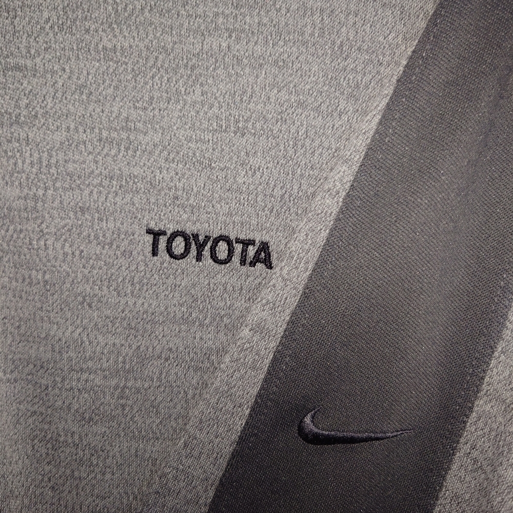 Nike Golf TOYOTA Dolan Auto Group Reno NV Nevada longsleeve 1/4 sweater L Gray